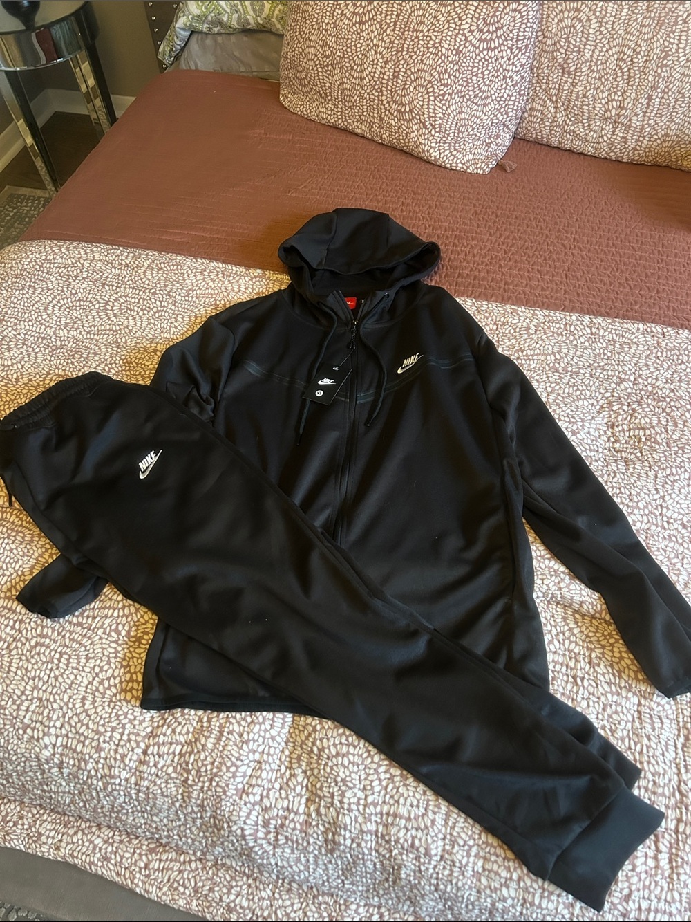 Nike Jogging Suit